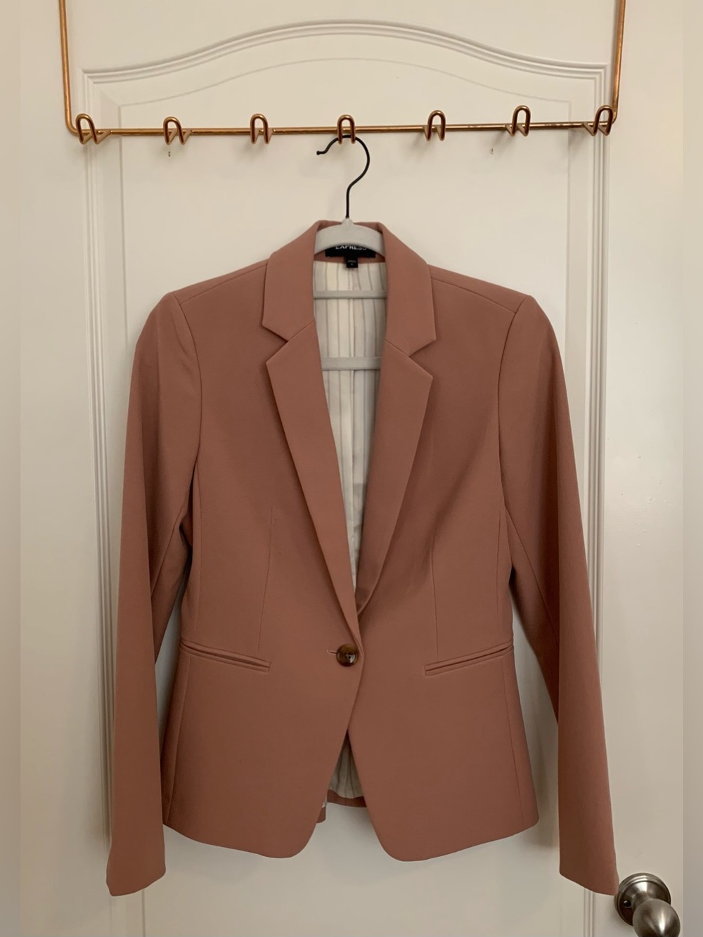 Express Notch Lapel One Button Editor Blazer